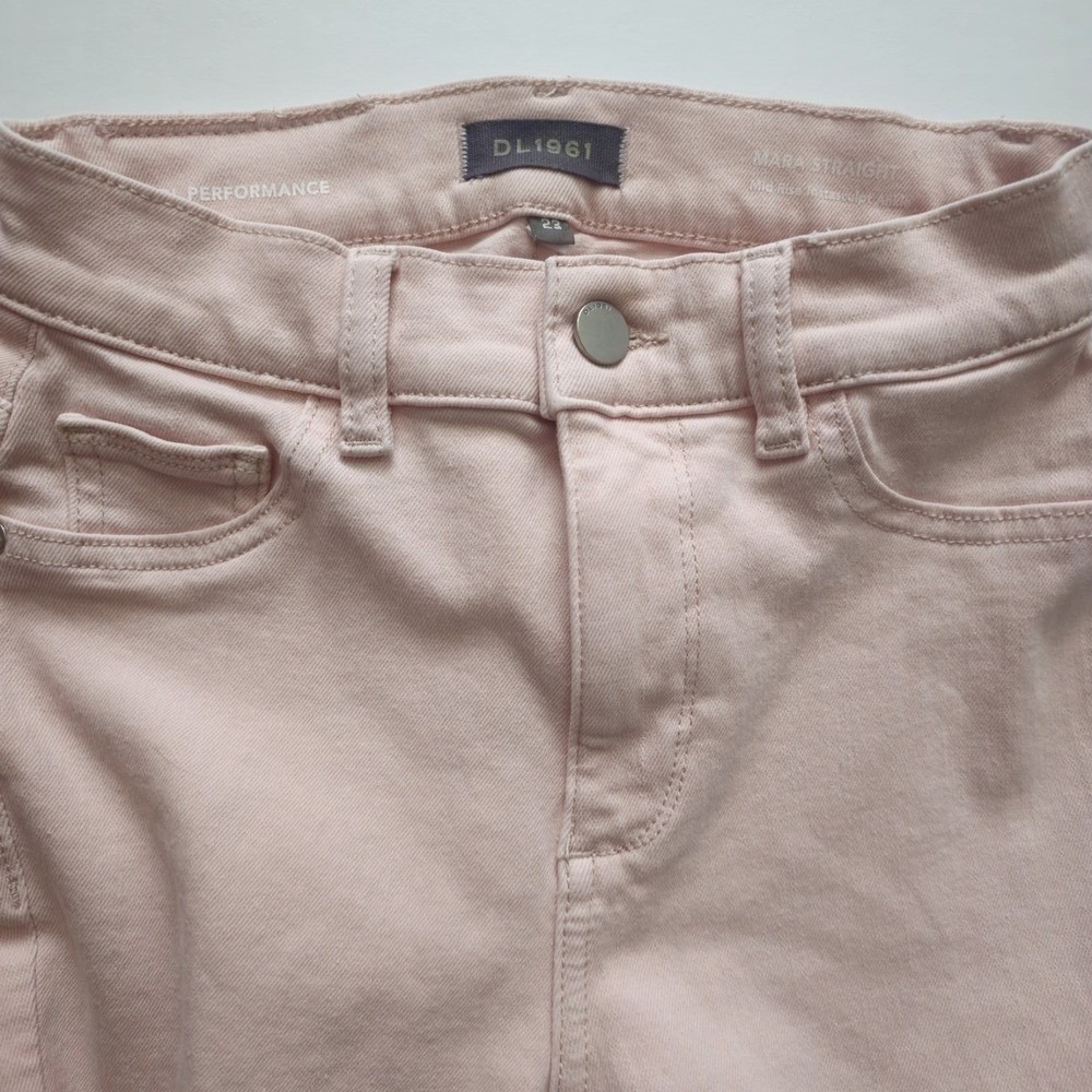 DL1961 Mara Straight Leg Jeans Women Size 23 Pink Raw Hem Mid Rise - Picture 3 of 13